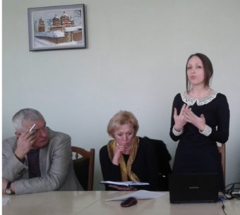 Виступає Ніна Грибок