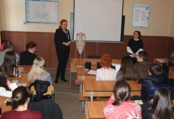 Доценти Ірина Лозинська та Руслана Попп презентують міжнародну співпрацю факультету