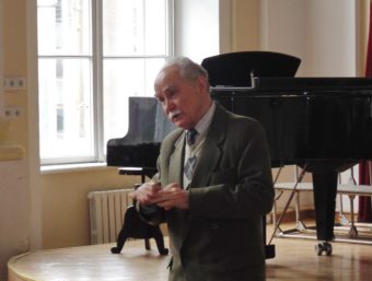 Майстер-клас з хорового диригування проводить народний артист України Тарас Микитка