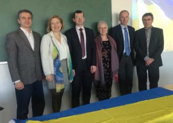 На фото зліва направо Мирон Цайтлер, Світлана Мусіна, Віталій Філь, Людгарде Баг’ю, Патрік Беллінк, Іван Ванхале.