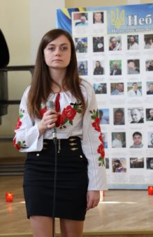 Пісня у виконанні студентки Олесі Хрунь