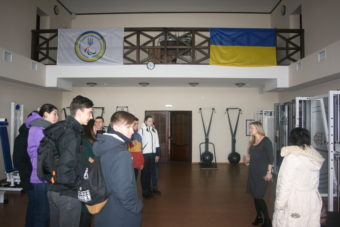 Проводить екскурсію директор центру Шперик Мирослава Василівна