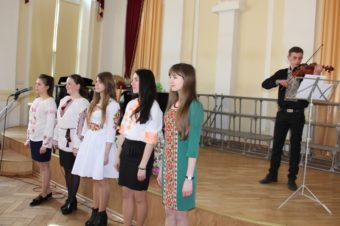 Вітання від студентів філологічного факультету