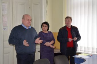 На фото (зліва направо): професор Б. Кишакевич, доцент О. Солтисік, доцент Т. Городиський