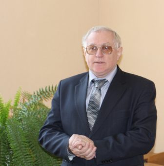 Професор Михайла Кріль презентує свої видання