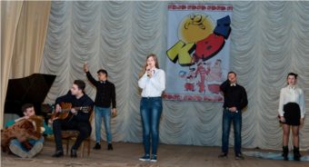 Свої жарти презентує команда «DoRmiDo» (інститут музичного мистецтва)