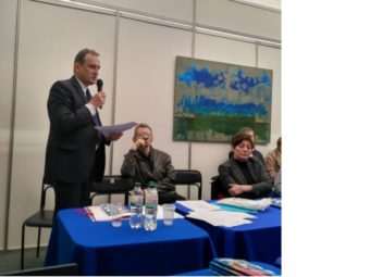 Доповiдає професор Олег Любiнець