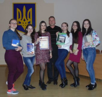 Команда інституту іноземних мов