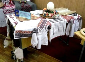 Міні-виставка робіт студентів ДДПУ