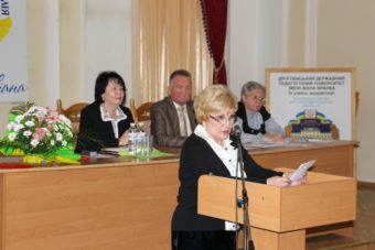 Проект Колективного договору представляє голова профкому працівників доцент Олена Куцик