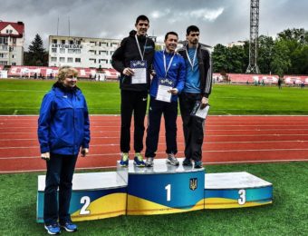 На фото другий зліва срібний призер змагань – Іван Романяк