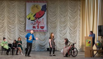 Виступає команда «Галюцинації»