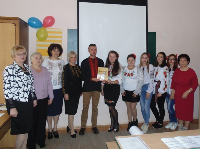 Учасники святкової академії