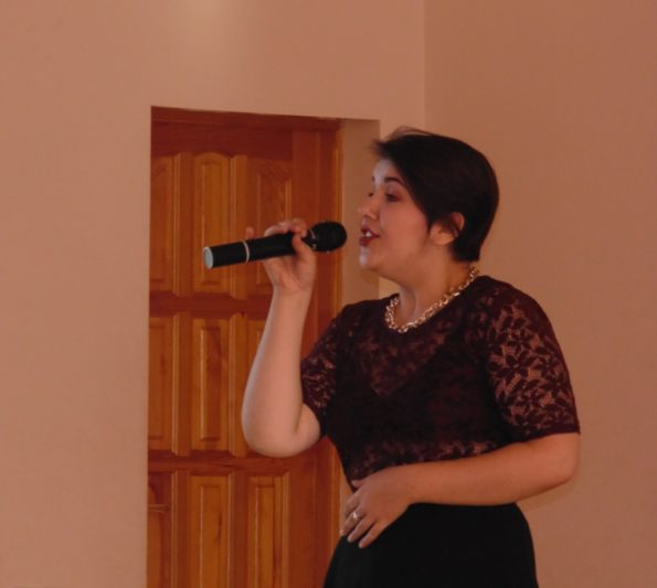 Музичний дарунок студентки історичного факультету Мар`яни Дорош