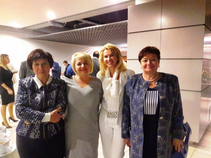 Декан Світлана Волошанська,координатор Леся Надольська,доктор Христина Мізерська,доцент Світлана Монастирська