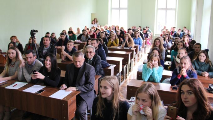 Глядацька зала