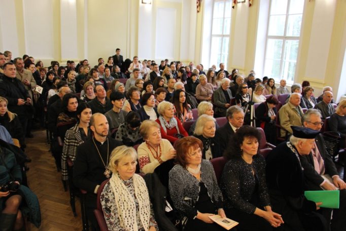 Члени та гості урочистої вченої ради