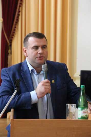 Модератор заходу проректор з науково-педагогічної роботи доцент Юрій Вовк