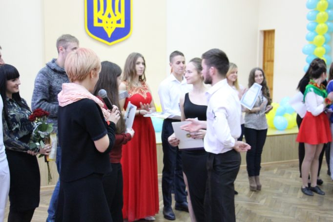 Нагородження дипломом ІІ-го ступеня танцювальної пари інституту фізичної культури і здоров'я