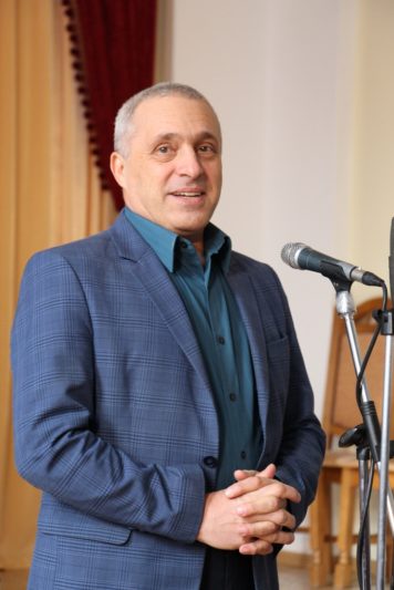 Вітальне слово Заслуженого артиста України Володимира Мурзи