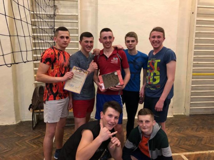 Призери. І місце історичний факультет