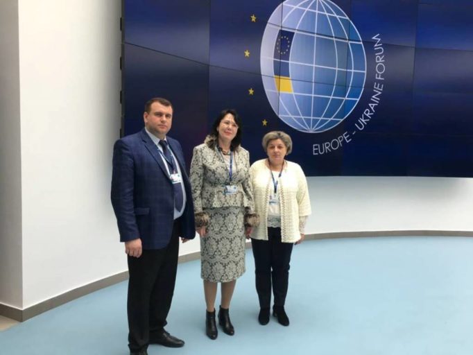 Проректор з науково-педагогічної роботи доцент Юрій Вовк, ректор професор Надія Скотна, доцент Іванна Лучаківська