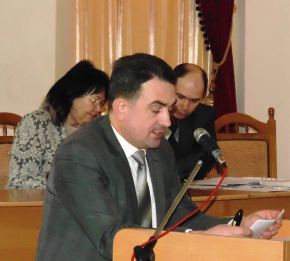 Доповідає проректор з науково-педагогічної роботи доцент Володимир Шаран