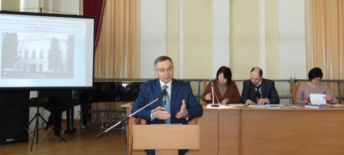 Доповідає проректор з наукової роботи професор Микола Пантюк