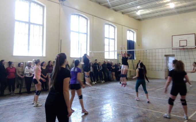 Командна гра