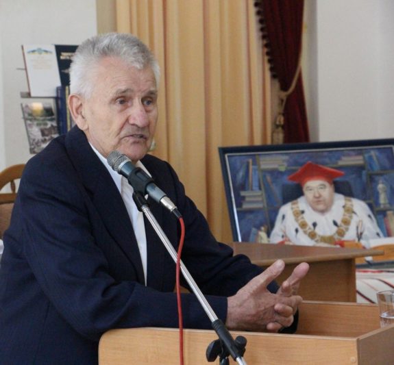 Слово на пошану Валерія Скотного виголошує професор Станіслав Домбровський