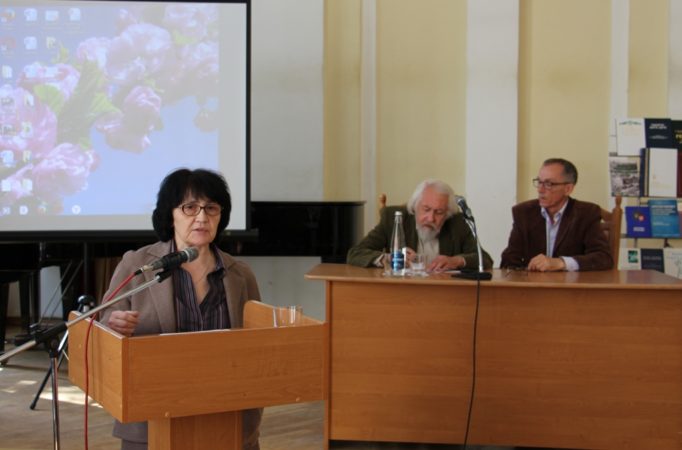 Доповідь доцента Віри Лімонченко