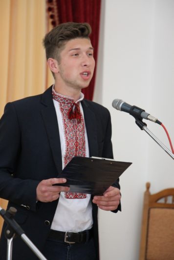 Вірш у виконанні Василя Хорканіна