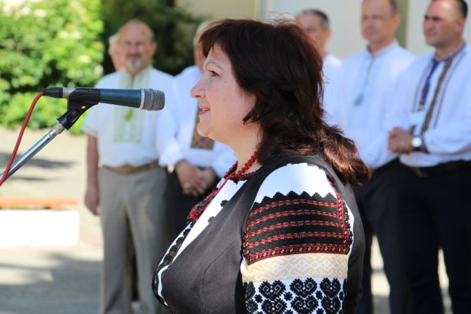 Слово на пошану Івана Франка виголошує доцент Марія Стецик