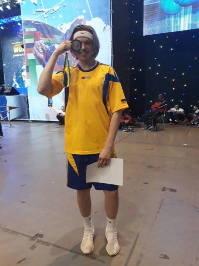 Олег Павляк з нагородою