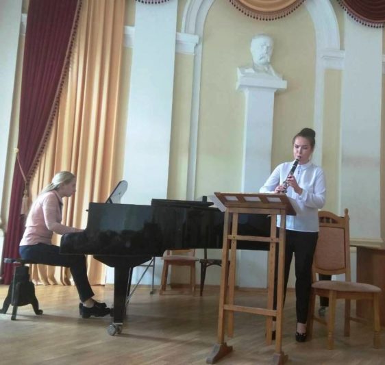 Соломія Добрянська (фортепіано), Марта Джигола (кларнет)