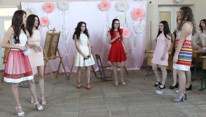 Театралізоване дійство бакалаврів-випускників