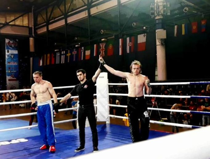 Переміг Олег Павляк