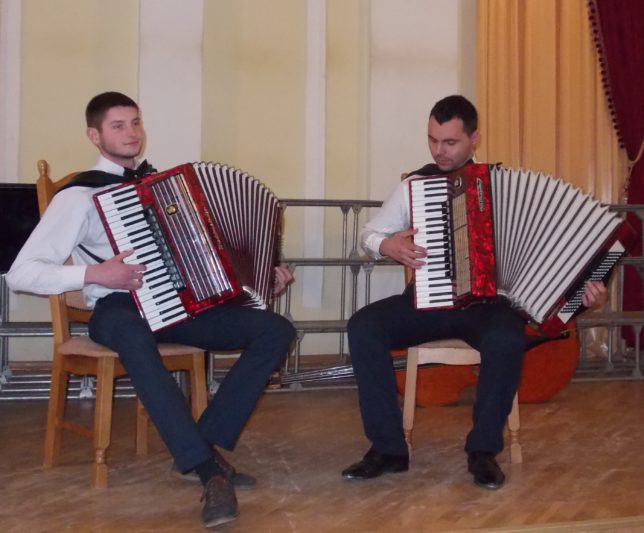 дует Орест Кацеляк та Роман Макойда