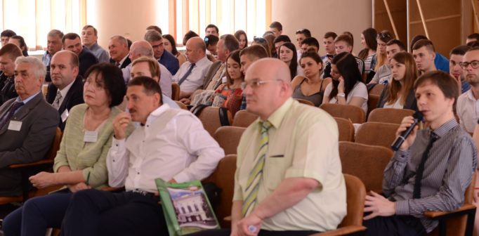 Учасники та гості конференції