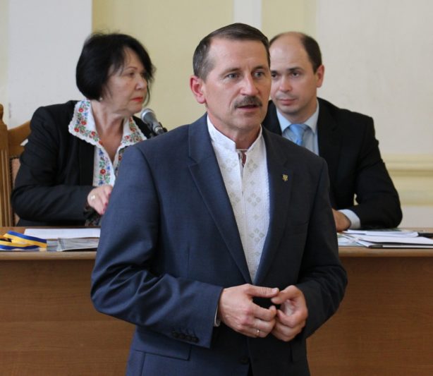 Вітальне слово виголошує почесний гість вченої ради міський голова Дрогобича Тарас Кучма