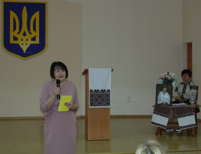 Вітальне слово виголошує ректор професор Надія Скотна