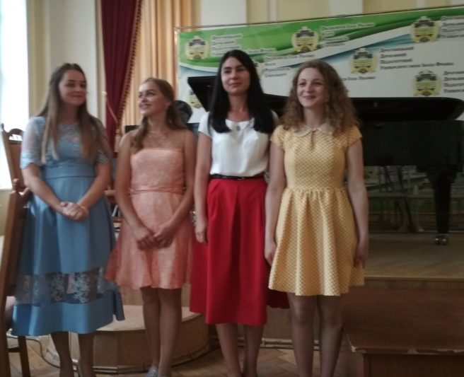 Зліва направо: Ілона Рудницька, Ірина Лужецька, Юлія Осмачко, Ольга Мичко