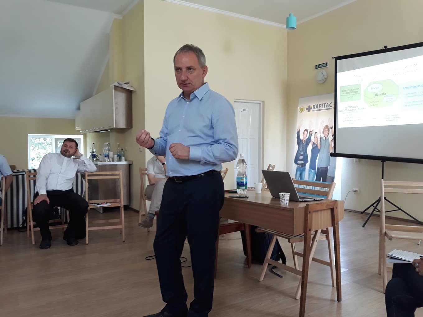 Професор Кшиштоф Осташевський