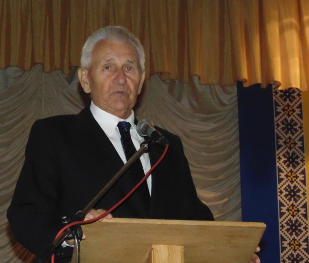 Вітає академічну спільноту ректор Державної вищої професійної школи імені Вітелона в м. Легніца у 1998 – 2007 рр. Станіслав Домбровскі