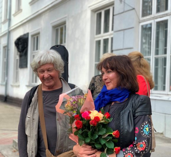 Творче подружжя - Iгор Жук та Iрен Роздобудько