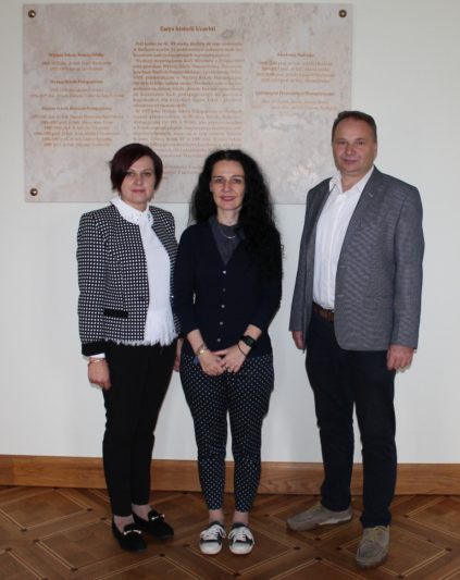 На фото (зліва направо)=доцент Єлизавета Копельців-Левицька , професори Беата Валенчук-Дайнека та Aдам Бобрик